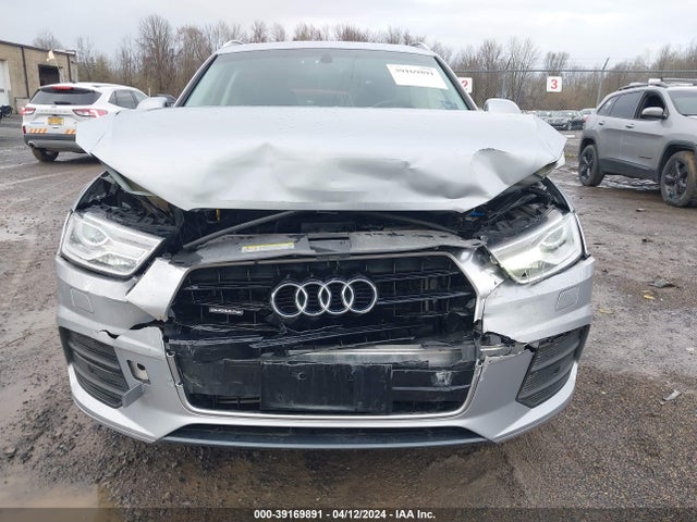 WA1JCCFS6HR006439 Audi Q3 2.0t Premium