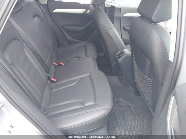 WA1JCCFS6HR006439 Audi Q3 2.0t Premium