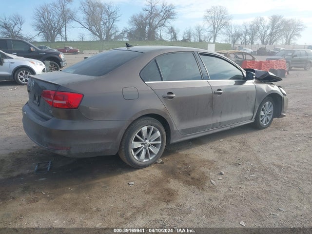 3VWLA7AJ8FM302858 Volkswagen Jetta 2.0l Tdi Se