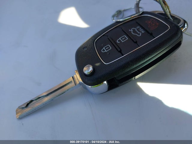 Hyundai SONATA SE 2019 5NPE24AFXKH756287 Image 11