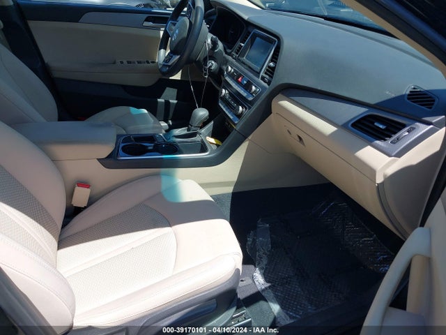 Hyundai SONATA SE 2019 5NPE24AFXKH756287 Image 5