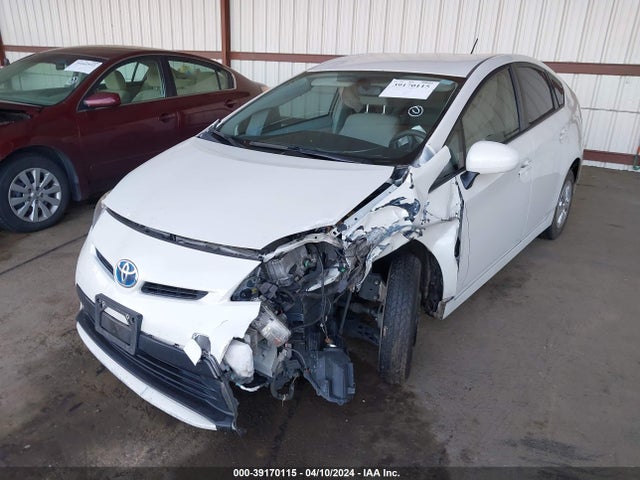 Toyota Prius Three 2014 JTDKN3DU9E0379130 Image 6