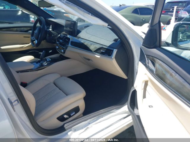 WBA53BH03PCM82403 BMW 530 I