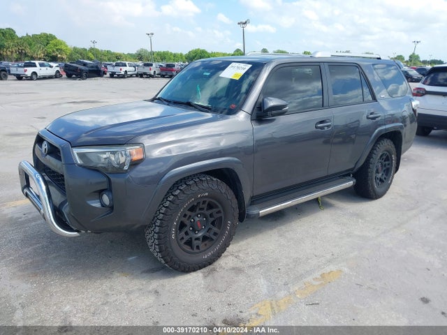 Toyota 4runner Sr5 Premium 2016 JTEZU5JR6G5130170 Image 2