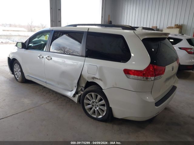 5TDDK3DC1ES083038 Toyota Sienna Limited 7 Passenger