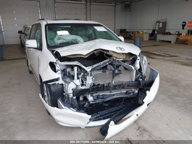 5TDDK3DC1ES083038 Toyota Sienna Limited 7 Passenger