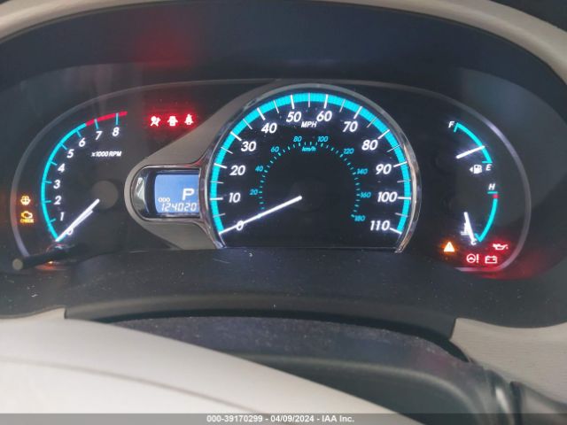 5TDDK3DC1ES083038 Toyota Sienna Limited 7 Passenger