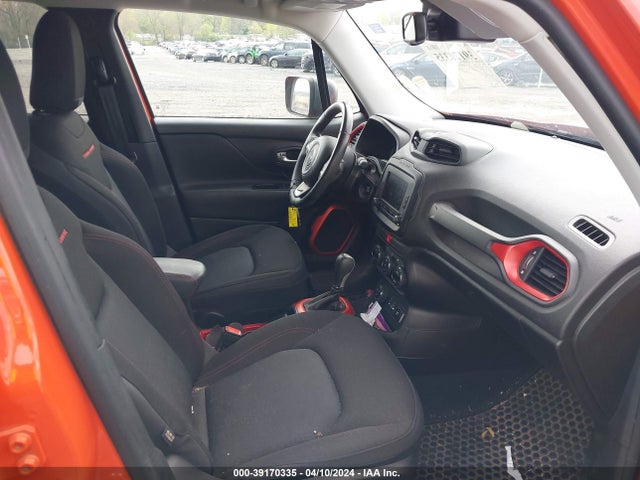 ZACCJBCT0GPE28599 Jeep Renegade Trailhawk