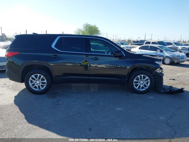 Chevrolet Traverse Ls 2018 1GNERFKW0JJ211055 Image 14