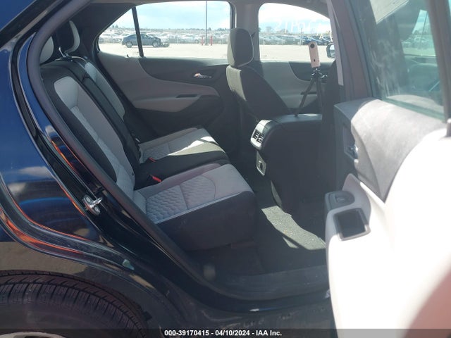 Chevrolet EQUINOX LS 2018 2GNAXREV8J6216784 Image 8