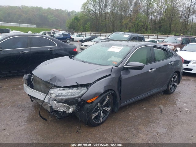 Honda Civic Touring 2018 JHMFC1F92JX009934 Image 2