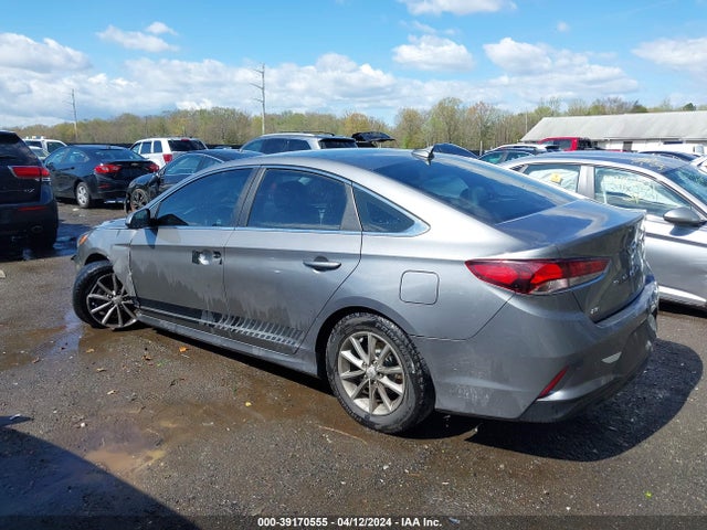 Hyundai SONATA SE 2018 5NPE24AF3JH624471 Image 3