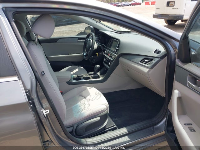 Hyundai SONATA SE 2018 5NPE24AF3JH624471 Image 5