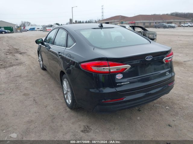 2020 FORD FUSION HYBRID 3FA6P0LU8LR140425 Photo 2