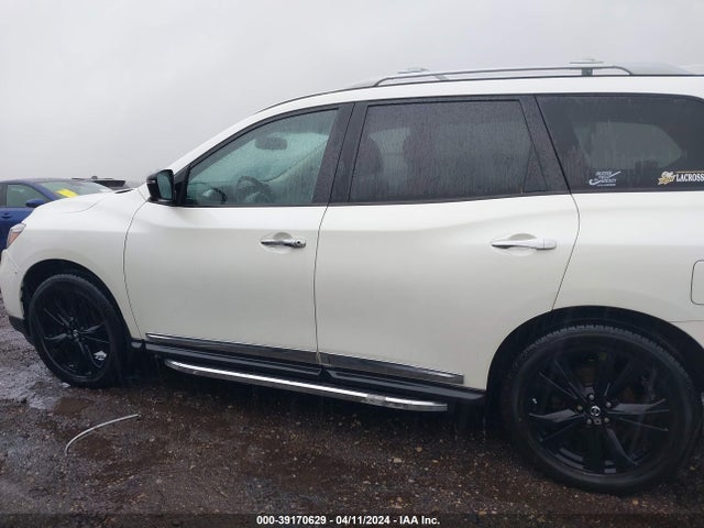 Nissan Pathfinder Platinum 2017 5N1DR2MM6HC658945 Image 14