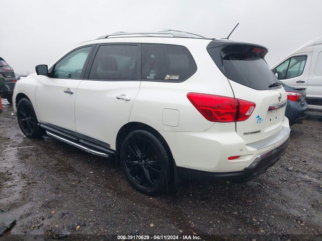 Nissan Pathfinder Platinum 2017 5N1DR2MM6HC658945 Image 3