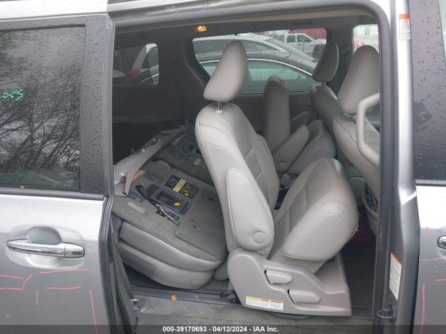 Toyota Sienna Xle 7 Passenger 2015 5TDDK3DC6FS094702 Image 8