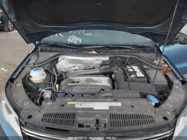 WVGAV7AX0HK049043 Volkswagen Tiguan 2.0t/2.0t S