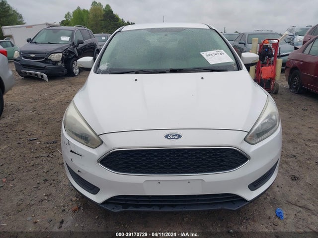 Ford FOCUS SE 2015 1FADP3K22FL307888 Image 12