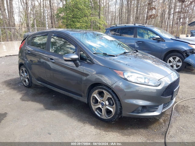Ford FIESTA ST 2017 3FADP4GX9HM117002 Image 1