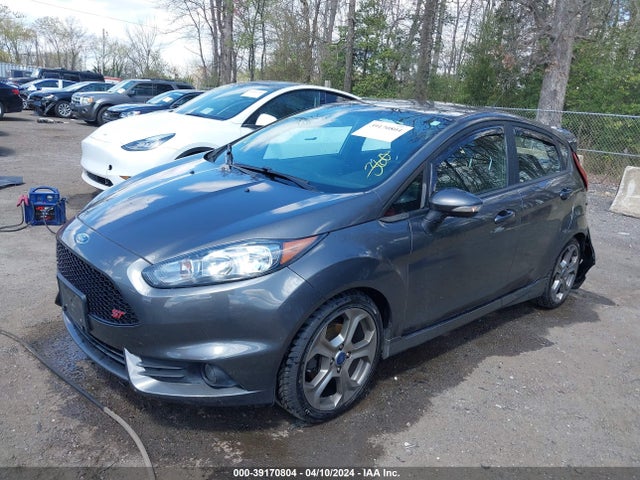 Ford FIESTA ST 2017 3FADP4GX9HM117002 Image 2