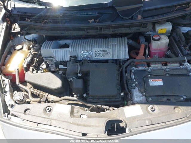 Toyota Prius Two 2015 JTDKN3DU8F1986003 Image 10