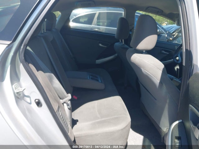 Toyota Prius Two 2015 JTDKN3DU8F1986003 Image 8