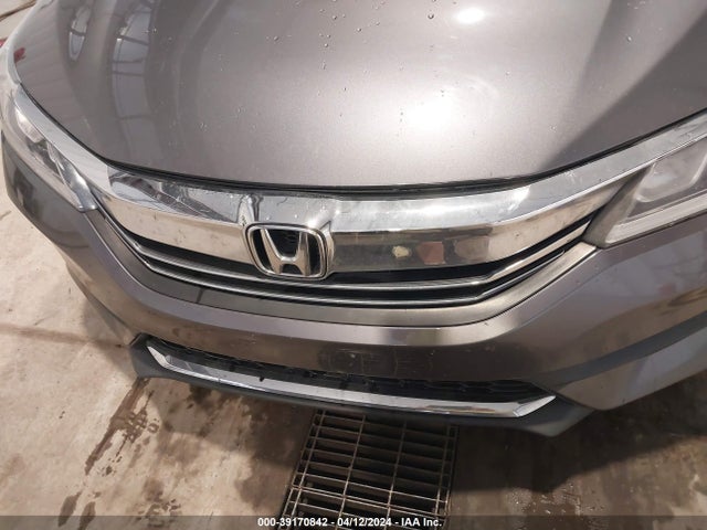 Honda ACCORD LX 2017 1HGCR2F30HA147278 Image 6