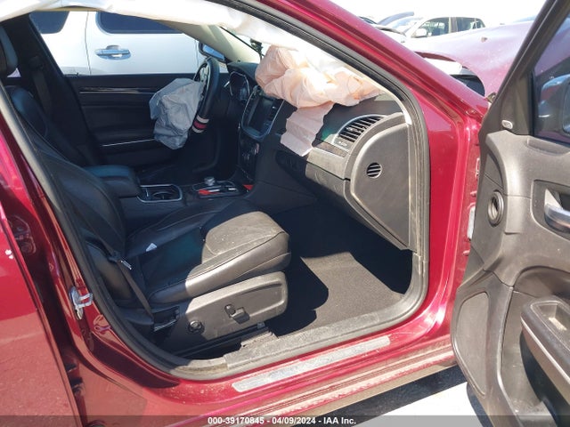 Chrysler 300 Limited 2019 2C3CCAEG4KH568612 Image 5