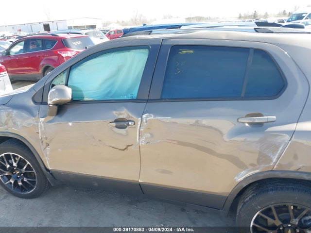 Chevrolet Trax Awd Lt 2022 KL7CJPSMXNB530570 Image 13
