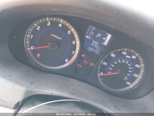 KMHCT4AE8HU270244 Hyundai Accent Value Edition