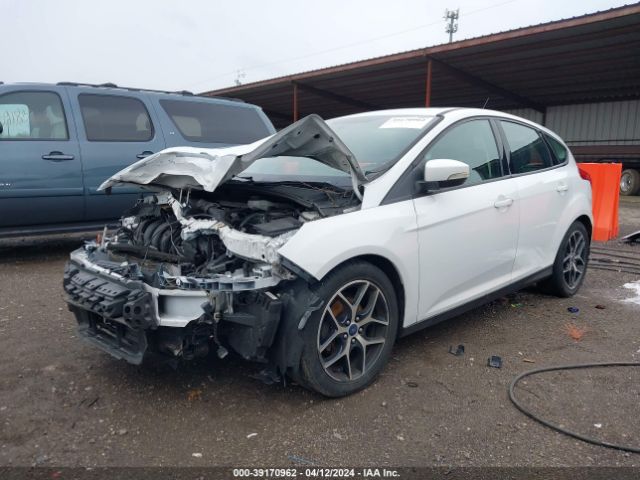 1FADP3M25JL221917 Ford FOCUS SEL