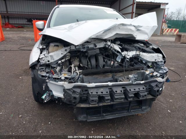 1FADP3M25JL221917 Ford FOCUS SEL