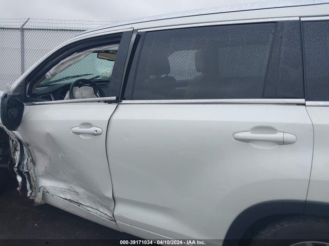 Toyota Highlander Xle V6 2014 5TDJKRFH1ES049180 Image 15