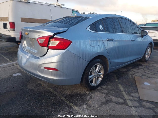 Chevrolet Cruze Lt Auto 2018 1G1BE5SM7J7113713 Image 4