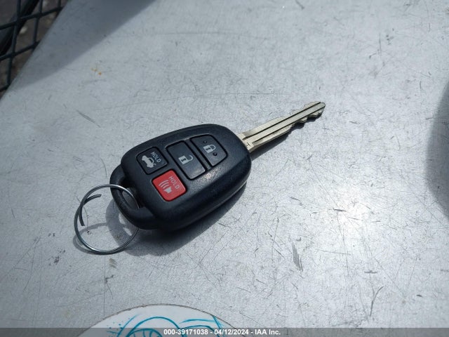 Toyota CAMRY LE 2016 4T4BF1FK0GR546565 Image 11