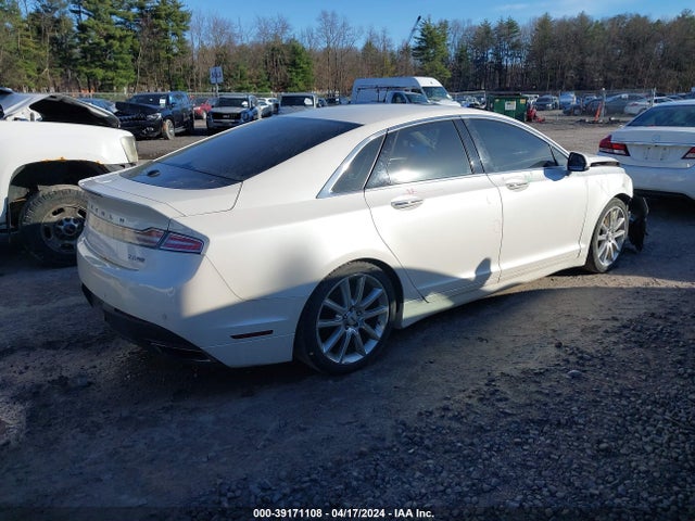 3LN6L2J98FR616625 Lincoln MKZ