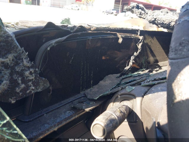 2021 CADILLAC ESCALADE ESV 1GYS3NKL0MR440090 Photo 6