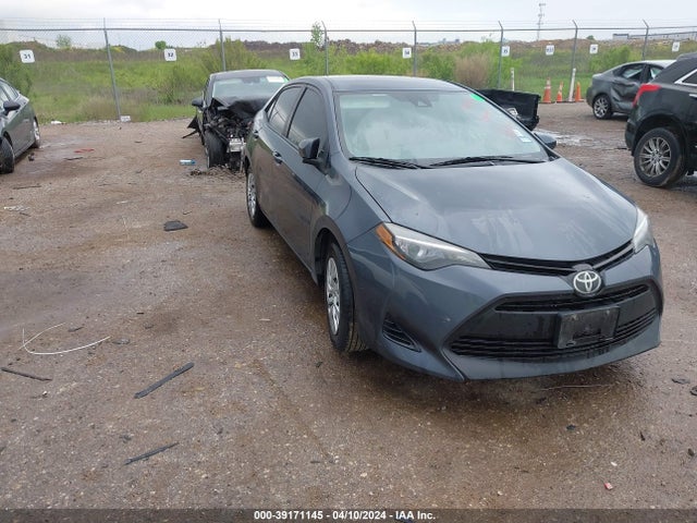 Toyota COROLLA LE 2017 5YFBURHE1HP606877 головне зображення
