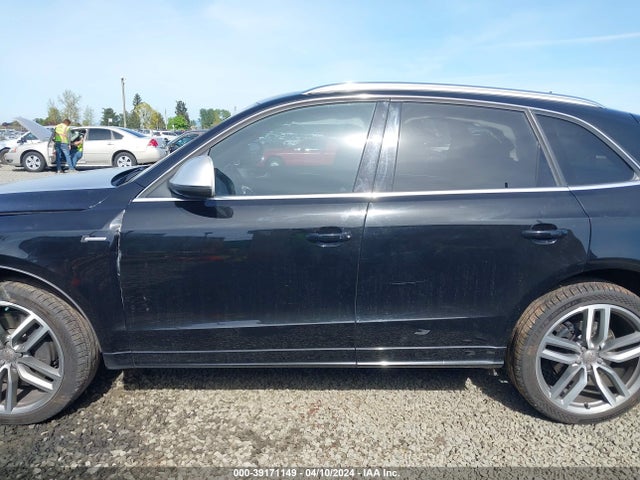 WA1CGAFP4EA032688 Audi Sq5 3.0t Premium Plus