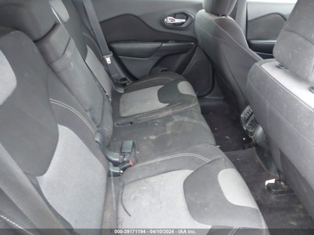 1C4PJLABXGW275377 Jeep Cherokee Sport