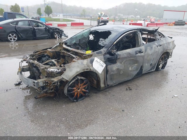 Chevrolet MALIBU LT 2018 1G1ZD5ST3JF119328 Image 2