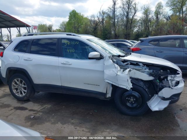 1C4PJMLB8JD602977 Jeep Cherokee Latitude Plus 4x4