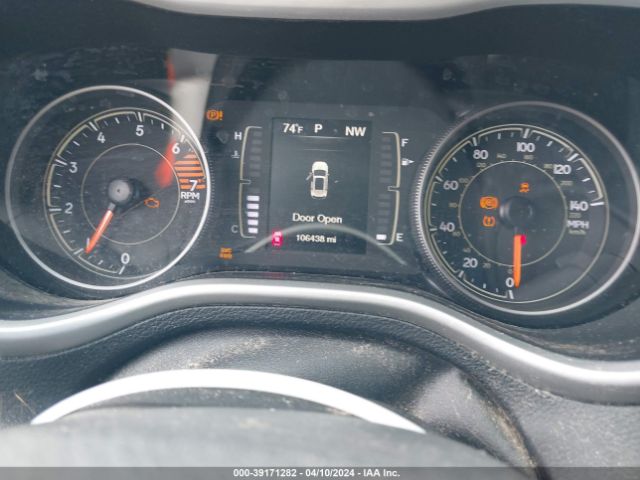 1C4PJMLB8JD602977 Jeep Cherokee Latitude Plus 4x4