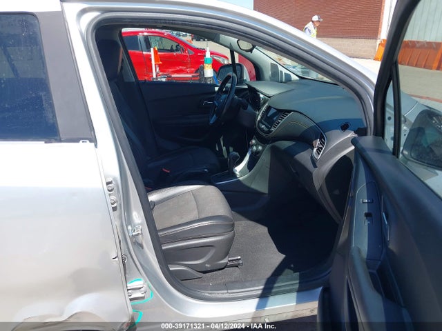 Chevrolet Trax Lt 2018 KL7CJLSB6JB690690 Image 5