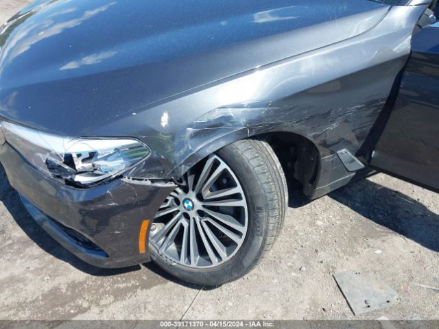 WBAJA7C54JG908118 BMW 530i Xdrive