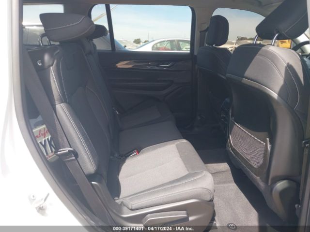 1C4RJJAG9P8755164 Jeep Grand Cherokee L Laredo 4x2