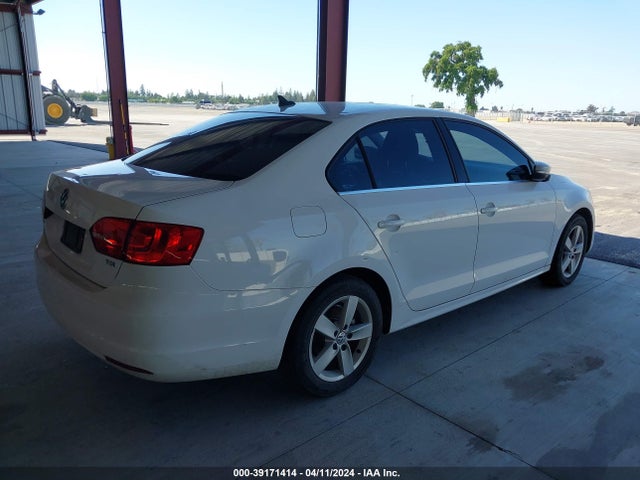 Volkswagen Jetta 2.0l Tdi 2014 3VWLL7AJ8EM374622 Image 4