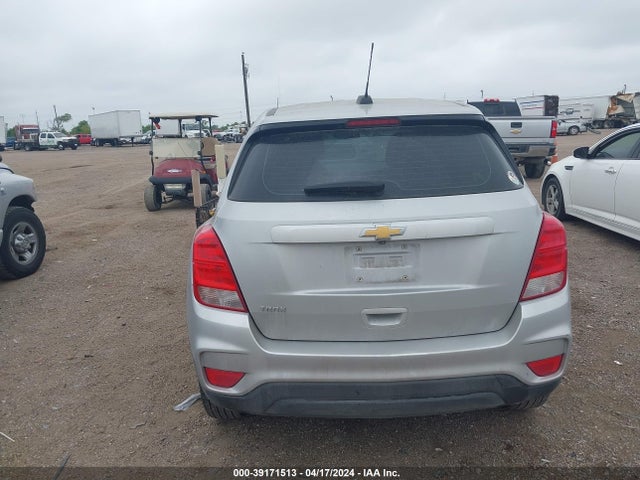 Chevrolet TRAX LS 2019 3GNCJKSB2KL380394 Image 16