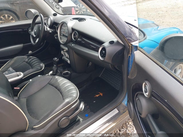 2008 MINI COOPER S CLUBMAN WMWMM33538TP89167 Photo 4